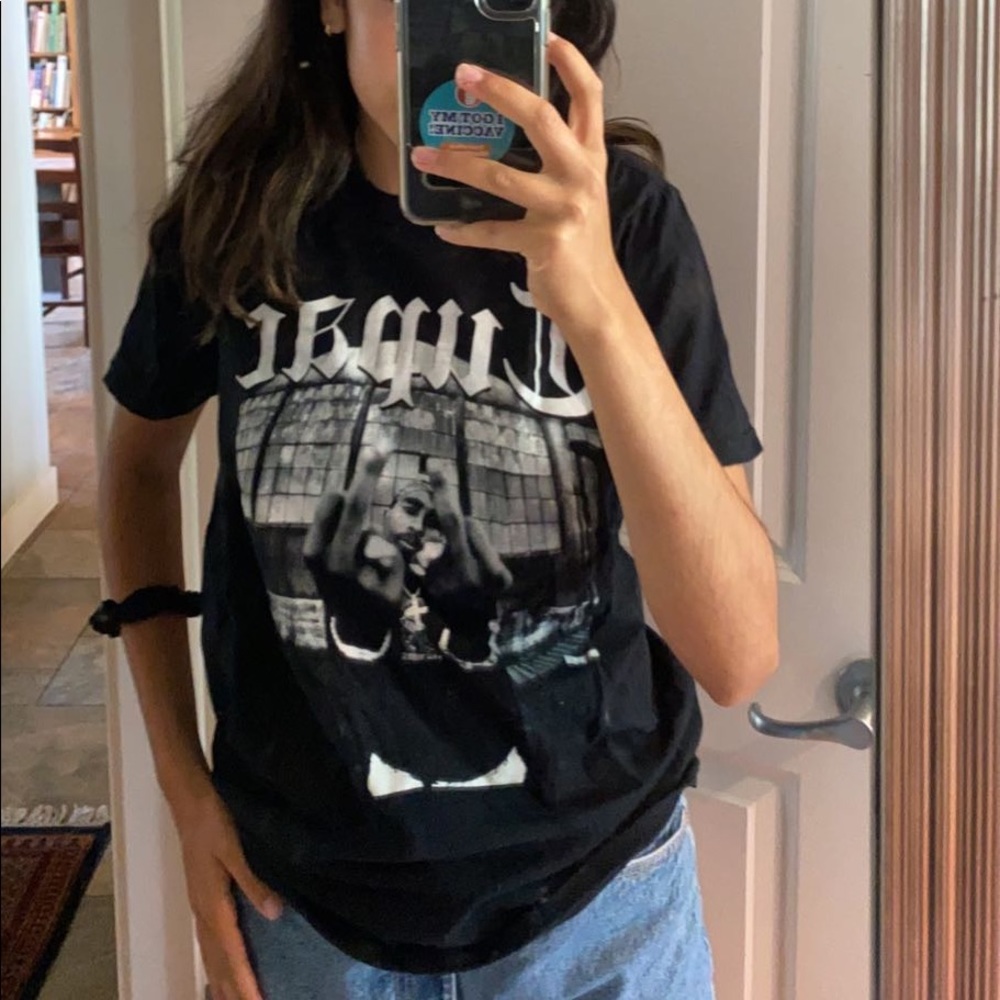 tupac graphic blacks me white t-shirt